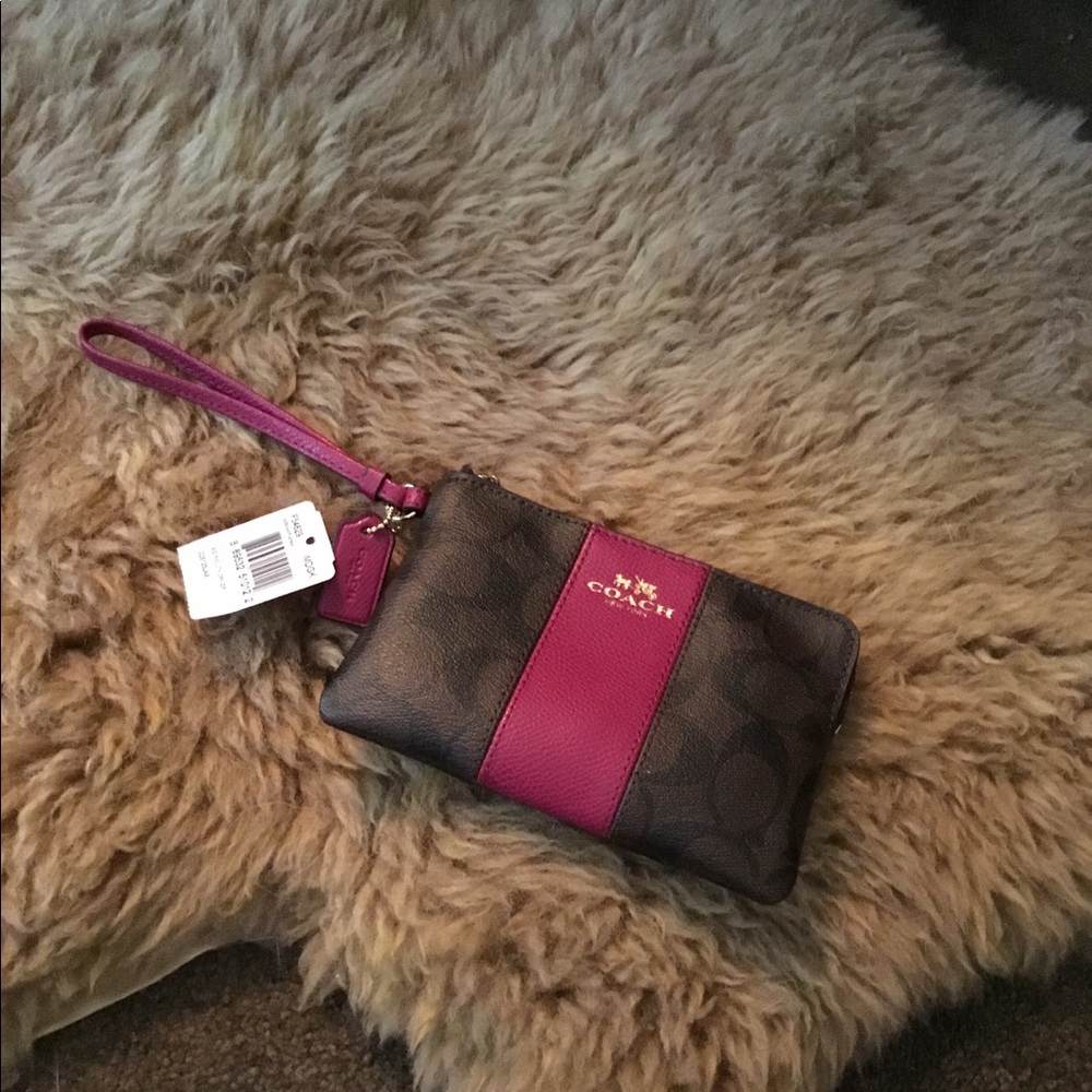 NIB Coach Wristlet